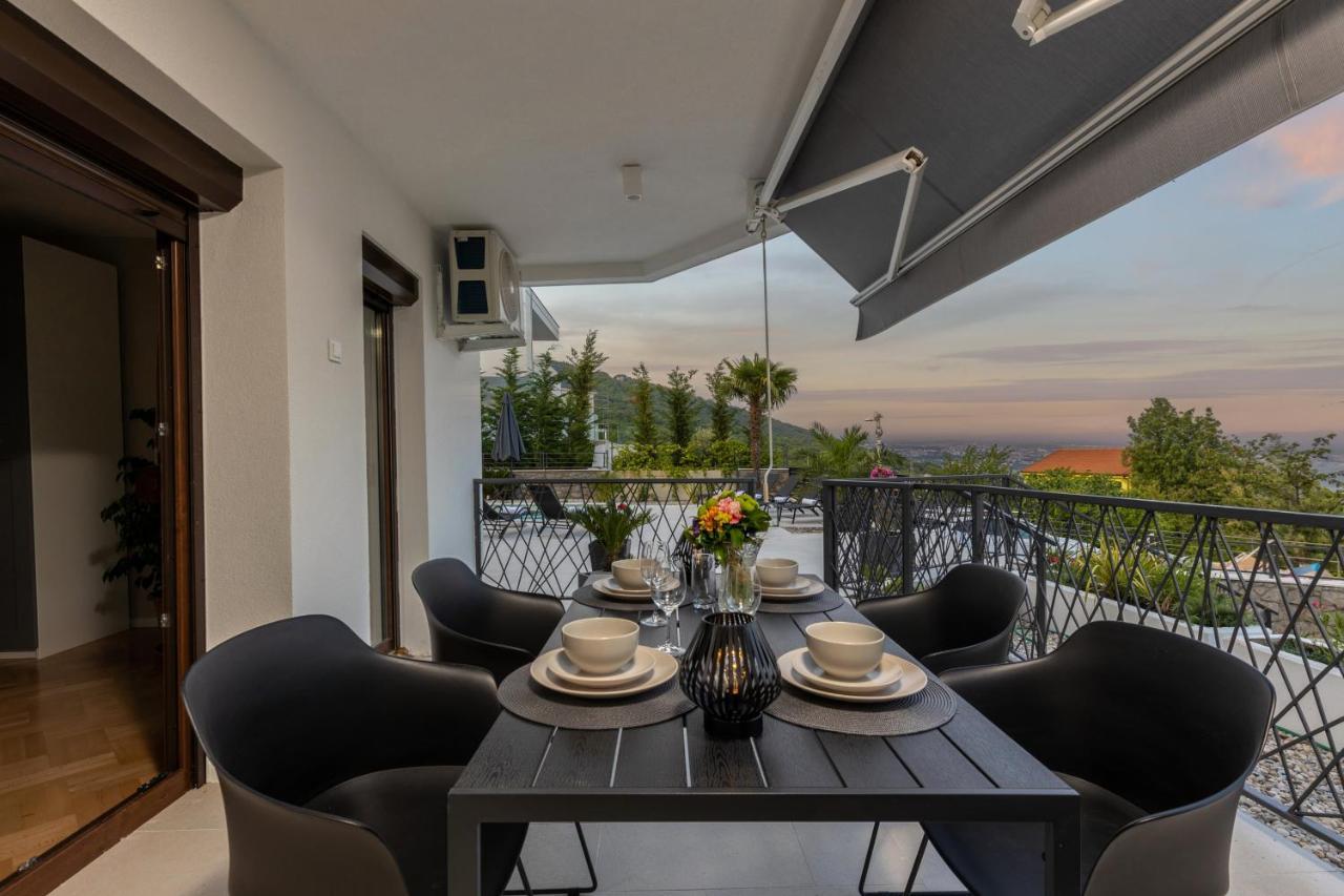 Luxury Nina With Heated Swimming Pool, Adriatic *